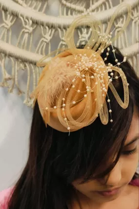 Derby Pearl Gold Fascinator